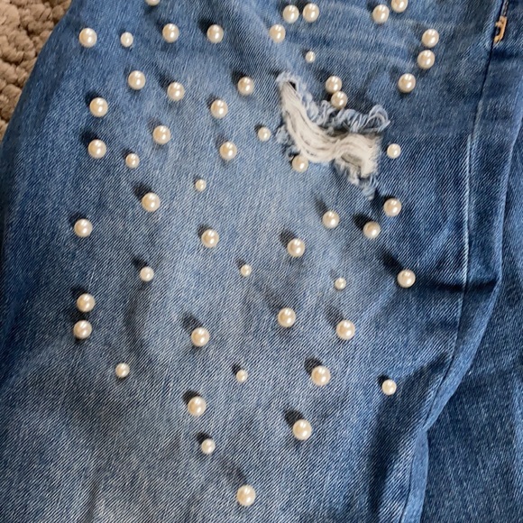 Project Runway Capris 6 - Picture 3 of 6